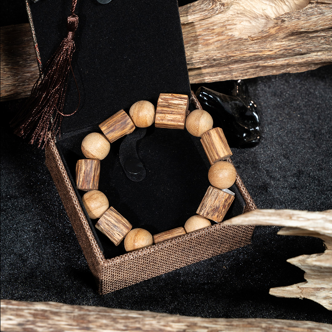 Vòng tay Trầm Hương